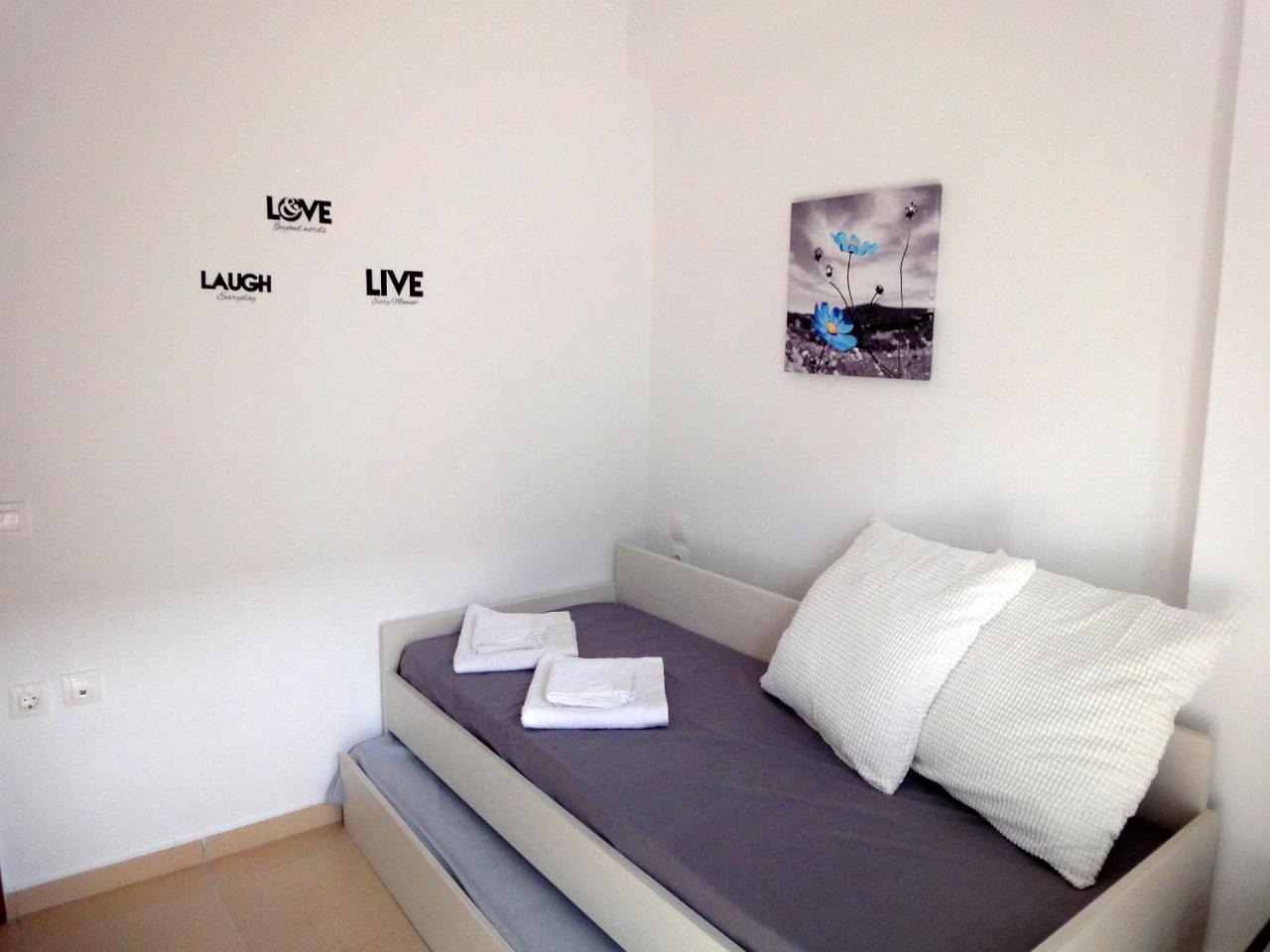Polychrono Nikos Apartment Ngoại thất bức ảnh